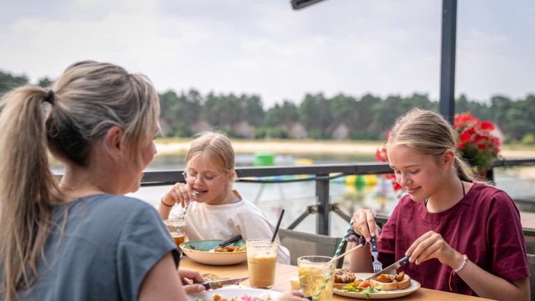 Terras - Landal Landgoed 't Loo