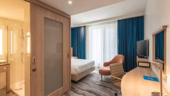 Standaard kamer Queen - Hampton by Hilton Berlin City Centre Alexanderplatz Standaard kamer Queen - Hampton by Hilton Berlin City Centre Alexanderplatz