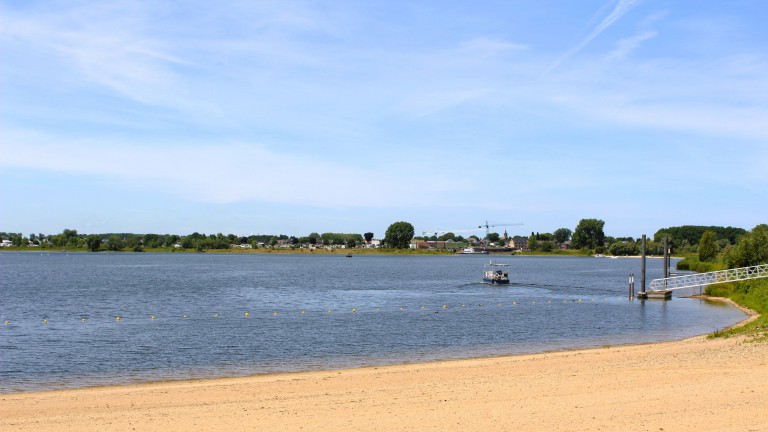 Strand - Maaspark de Lithse Ham