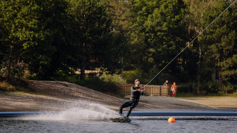 Waterskiën - Center Parcs De Vossemeren
