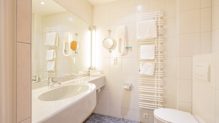 Grote tweepersoonskamer - Hotel Gasthaus Adler