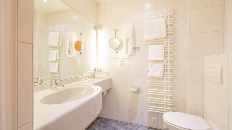 Grote tweepersoonskamer - Hotel Gasthaus Adler