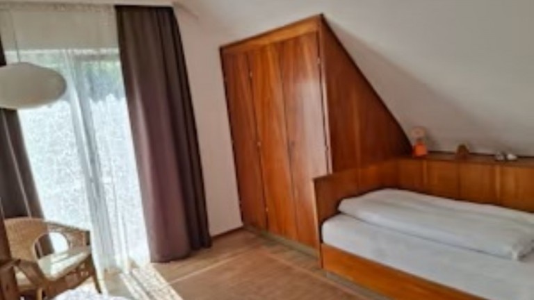 Eenpersoonskamer met balkon - Landgasthof Grüner Baum