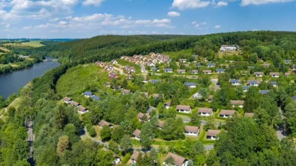 Bovenaanzicht - Roompot Eifelpark Kronenburger See Bovenaanzicht - Roompot Eifelpark Kronenburger See