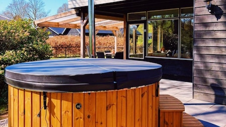 Hottub - Vakantiepark De Kremmer Hottub - Vakantiepark De Kremmer