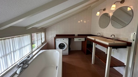 Badkamer - Vakantiepark De Kremmer Badkamer - Vakantiepark De Kremmer