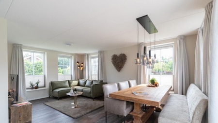 Woonkamer - Vakantiepark De Kremmer Woonkamer - Vakantiepark De Kremmer