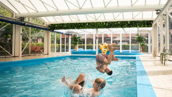 Zwembad - TopParken Resort Veluwe Zwembad - TopParken Resort Veluwe