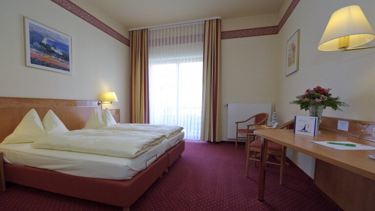 Tweepersoonskamer met balkon - Hotel Adlerbräu