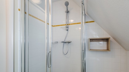 Badkamer - Landal Landgoed 't Loo Badkamer - Landal Landgoed 't Loo