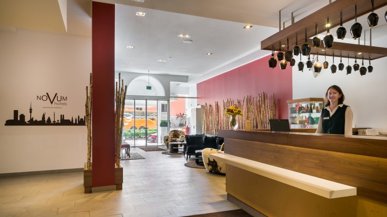 Receptie - Sure Hotel by Best Western München Hauptbahnhof