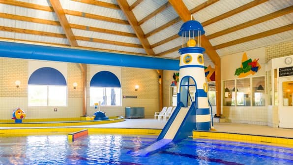 Zwembad - Roompot Vakantiepark Zeebad Zwembad - Roompot Vakantiepark Zeebad