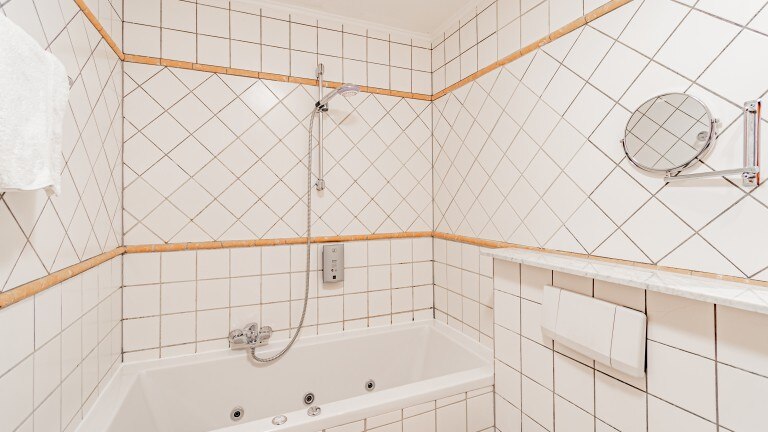 Comfort plus relax kamer rivierzijde - Hotel en Restaurant Aux Tanneries De Wildt