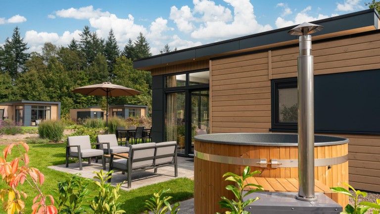 Lodge Cannenburch met hottub - Veluwepark De Bosgraaf