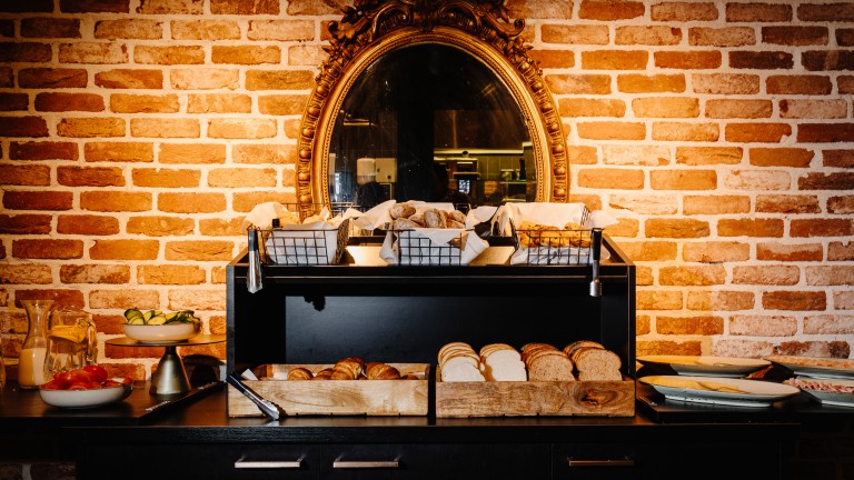 Ontbijtbuffet - Ambassador City Centre Hotel