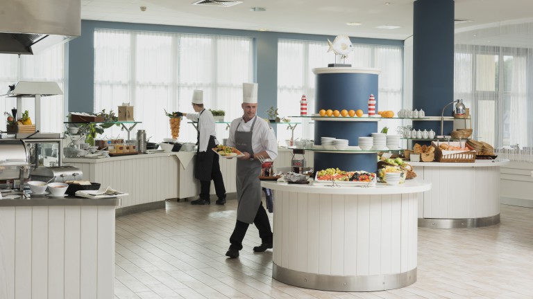 ontbijtbuffet - Sunday Resort Hafendorf Rheinsberg