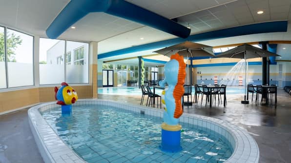 Zwembad - Roompot Vakantiepark Boomhiemke Zwembad - Roompot Vakantiepark Boomhiemke