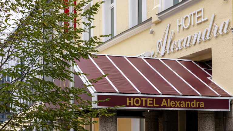 voorzijde - Hotel Alexandra