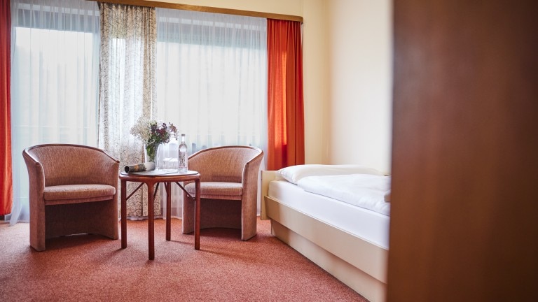 Panorama vierpersoonskamer - Sauerland Alpin Hotel