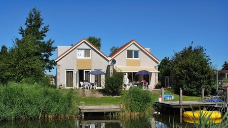 Buitenaanzicht - Beach Resort Makkum