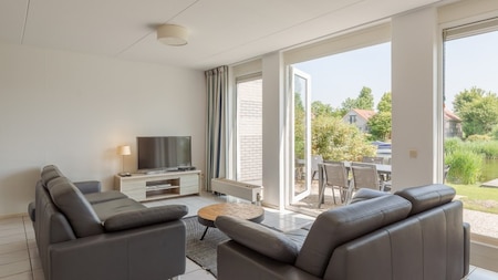 Woonkamer - Beach Resort Makkum
