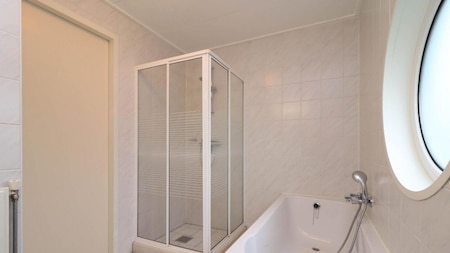 Badkamer - Beach Resort Makkum