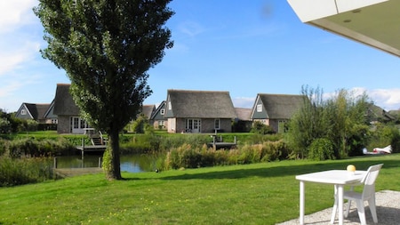 Tuin en terras - Beach Resort Makkum