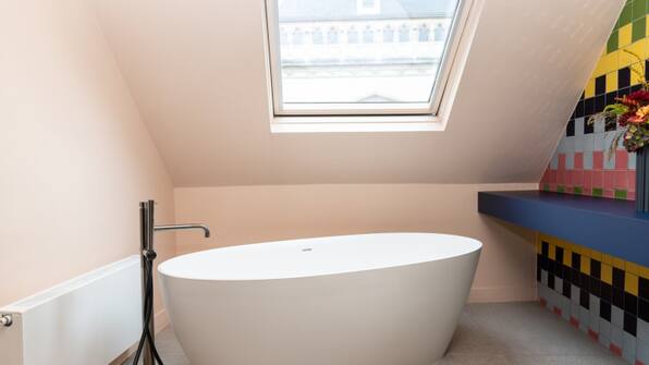 Deluxe double room met bad - P6 Antwerp