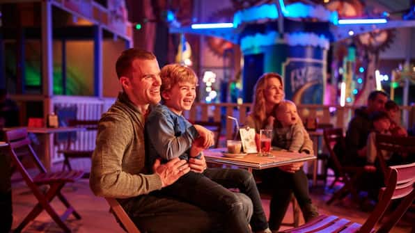 Entertainment - Center Parcs De Huttenheugte Entertainment - Center Parcs De Huttenheugte