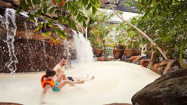 Wildwaterbaan - Center Parcs De Huttenheugte Wildwaterbaan - Center Parcs De Huttenheugte
