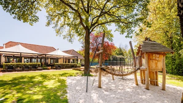 Speeltuin - Vakantiepark de Luttenberg Speeltuin - Vakantiepark de Luttenberg