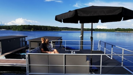 Dakterras - Huren Houseboat Middelaar Dakterras - Huren Houseboat Middelaar