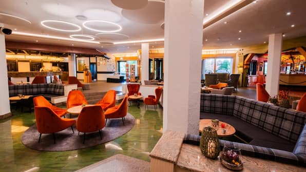 Lobby - Hotel Vier Jahreszeiten am Schluchsee Lobby - Hotel Vier Jahreszeiten am Schluchsee
