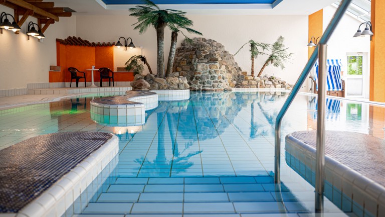 Zwembad - Panoramic Hotel