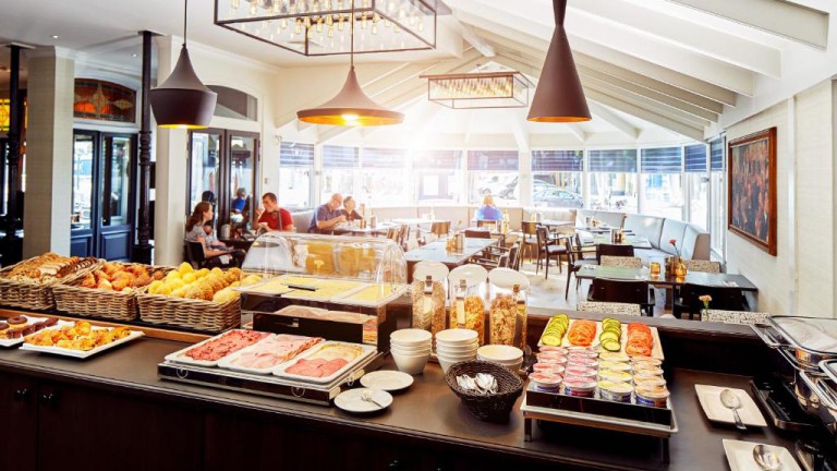 Ontbijtbuffet - Hotel de Lindeboom Texel