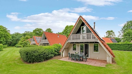 Buitenaanzicht - 't Hooge Holt Buitenaanzicht - 't Hooge Holt