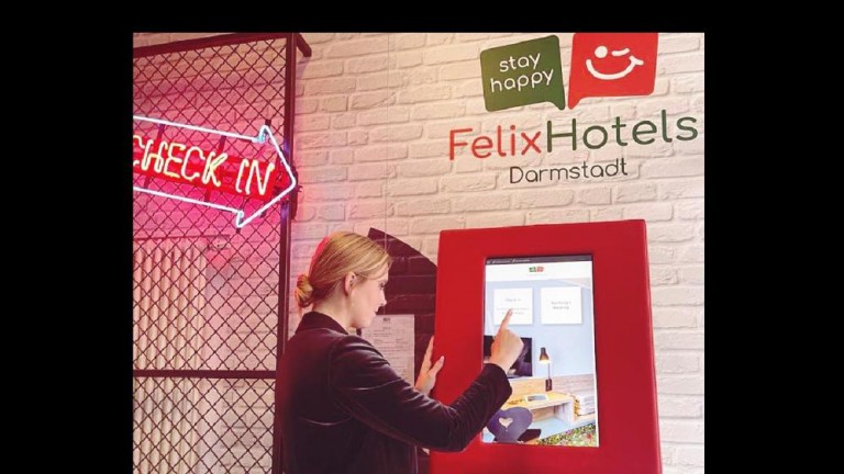 Self check-in - Felix Hotel Darmstadt