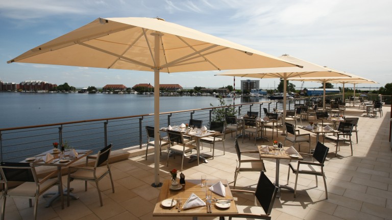 Terras - ATLANTIC Hotel Wilhelmshaven