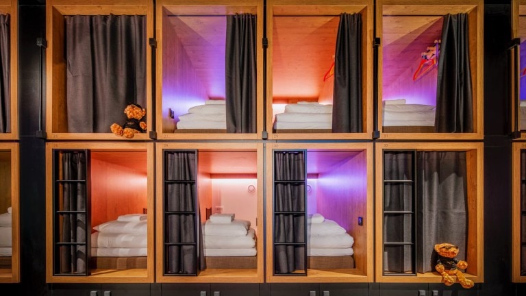 Sleeping pod single - Bunk Hotel Amsterdam