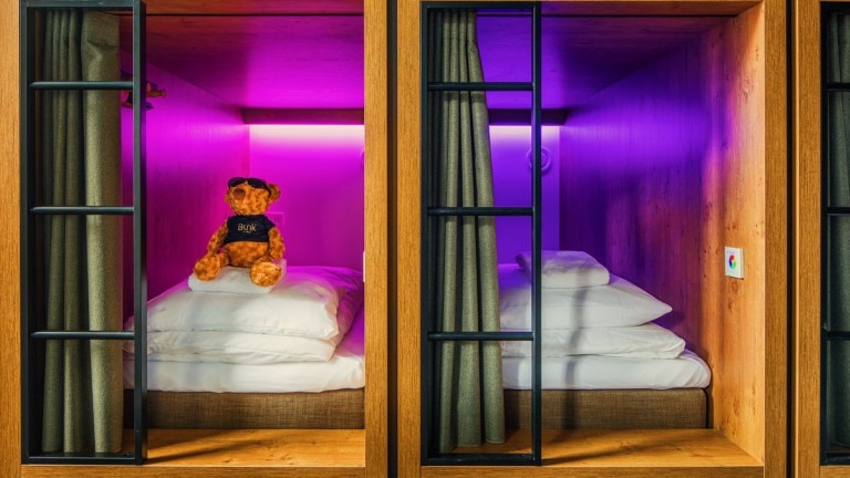 Sleeping pod single - Bunk Hotel Amsterdam