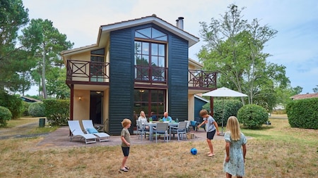 Buitenaanzicht - Résidence Château de Salles