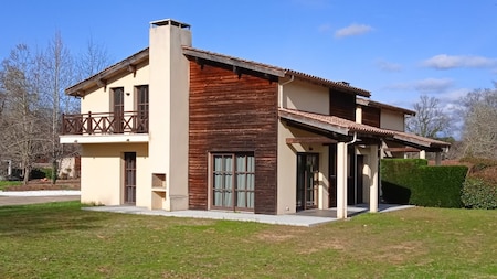 Buitenaanzicht - Résidence Château de SallesWoonkamer - Résidence Château de Salles