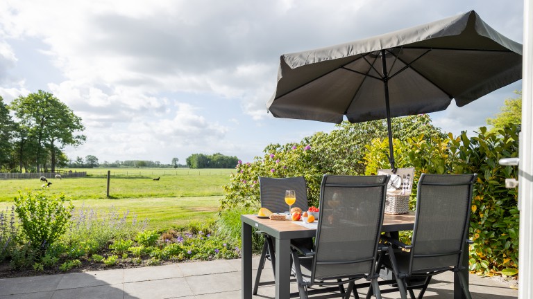 Terras studio - Gastenverblijf De Lindevallei