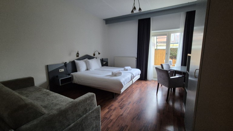 Mindervalidenkamer met terras - Hotel Den Burg