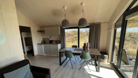 Woonkamer - Duincamping De Lepelaar