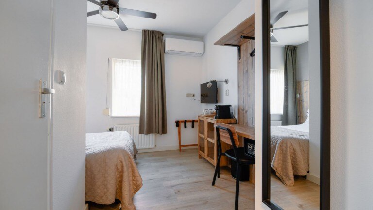 Eenpersoonskamer - Hotel Emilia