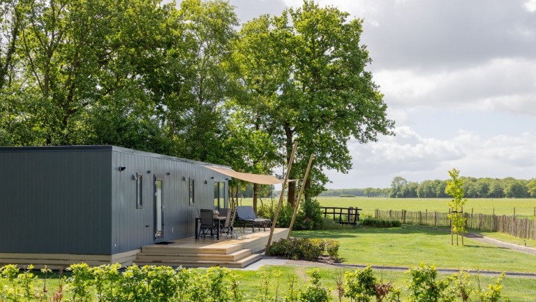 Chalet Chique -Gastenverblijf De Lindevallei