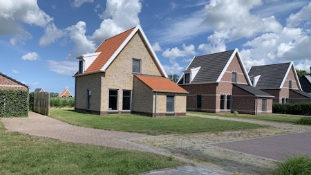 Buitenaanzicht - Waterdorp Burdaard