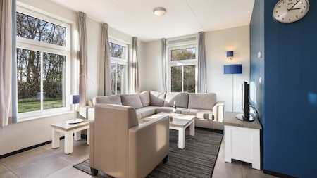 Woonkamer - Dormio Strand Resort Nieuwvliet-Bad