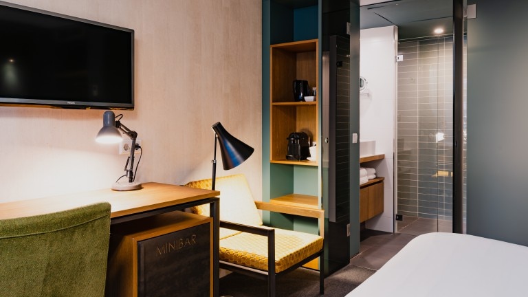 Indoor room met atriumzicht - Hotel de Hallen